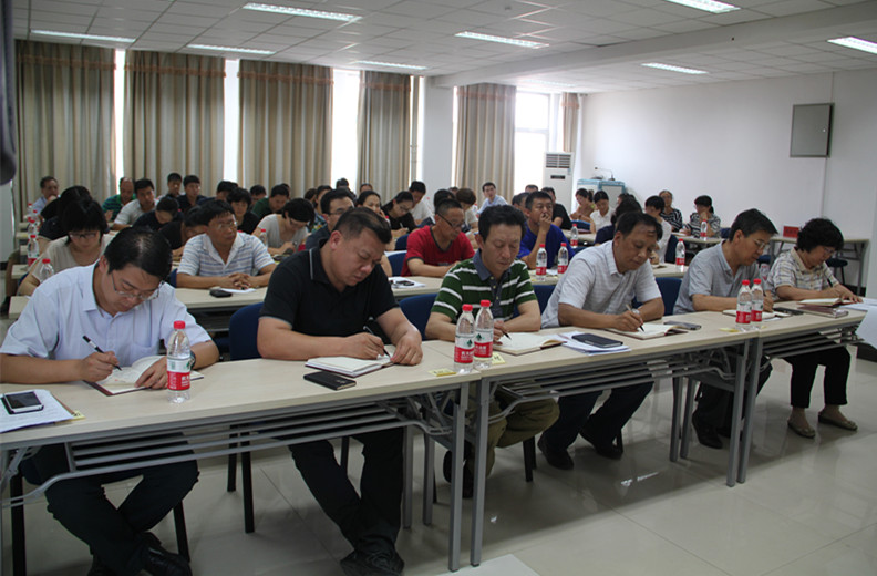 图三:“两学一做”学习教育第二专题党课学习