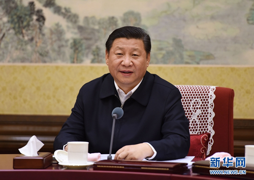 12月28日至29日,中共中央政治局召开专题民主生活会,对照检查践行“三严三实”情况,讨论研究加强党风廉政建设措施。中共中央总书记习近平主持会议并发表重要讲话。新华社记者 李学仁 摄